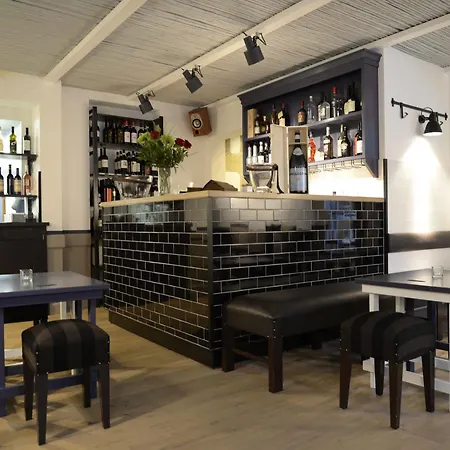 Communale De 2* Carouge